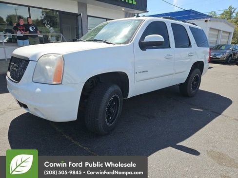 Used 2008 GMC Yukon SLT w/ SLT Preferred Equipment Group AWD/4WD image 7