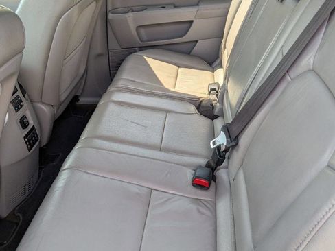 Used 2015 Honda Pilot Touring image 23