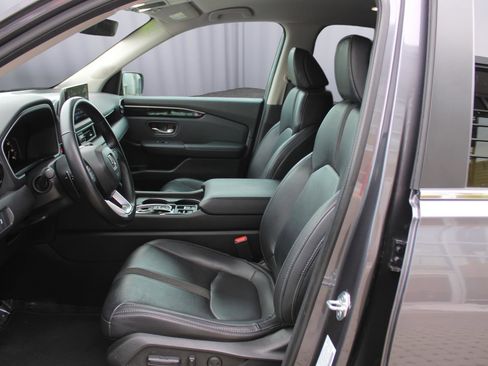 Used 2024 Honda Pilot EX-L image 32