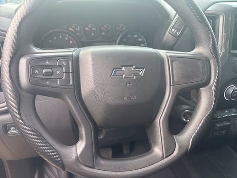 Used 2023 Chevrolet Silverado 1500 Custom Trail Boss w/ Midnight Edition image 8