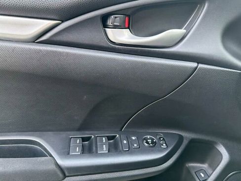 Used 2019 Honda Civic LX image 8