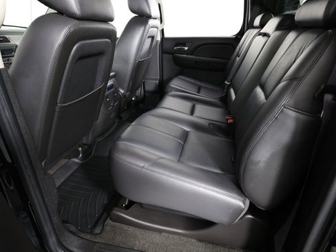 Used 2012 Chevrolet Avalanche LT w/ Suspension Package, Off-Road image 17