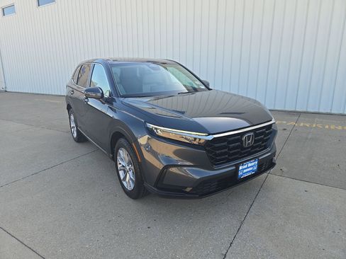 Used 2023 Honda CR-V EX image 2