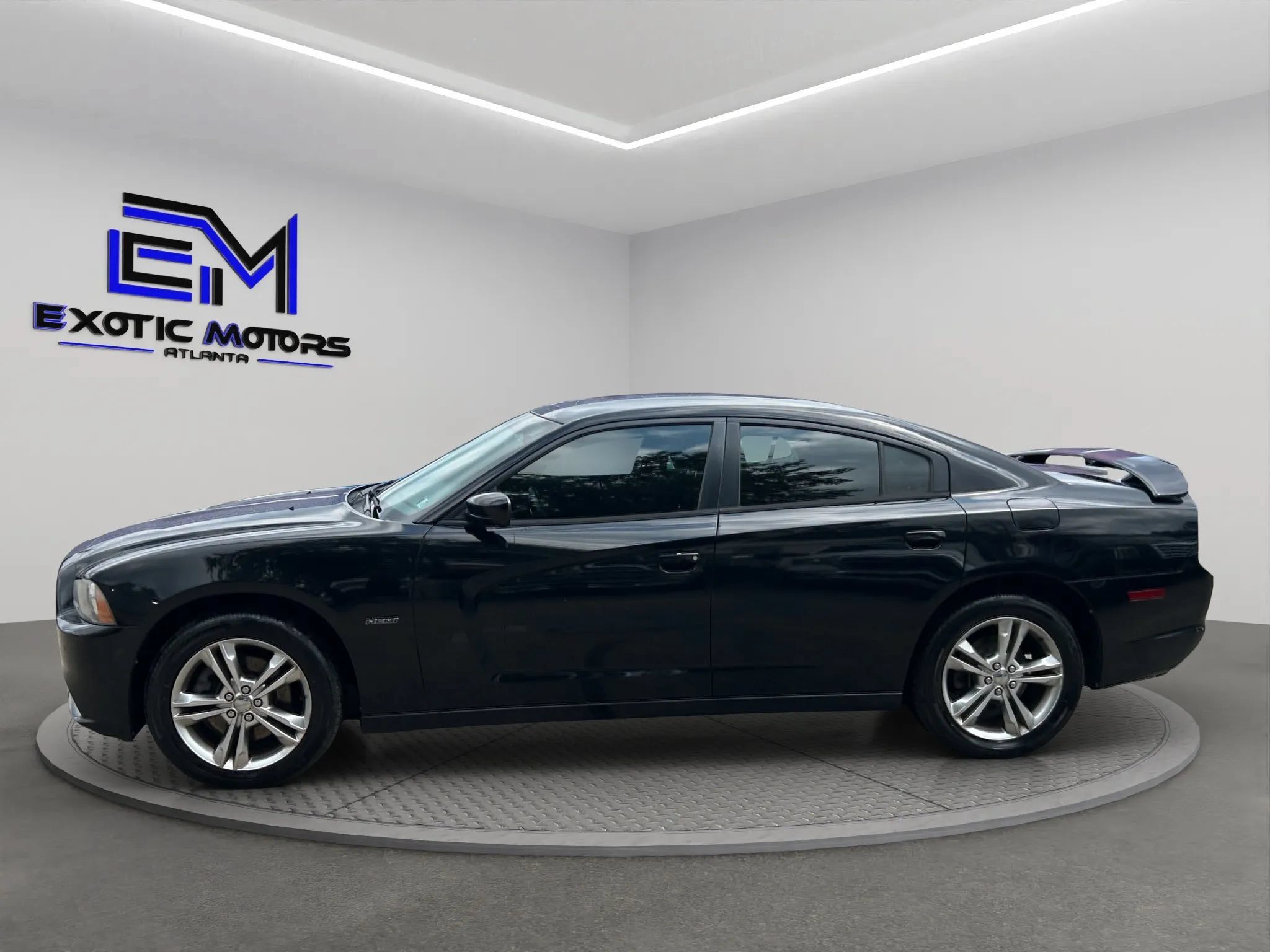 Used 2013 Dodge Charger R/T AWD/4WD image 2