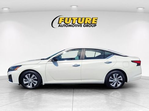 Certified 2025 Nissan Altima 2.5 S FWD image 6