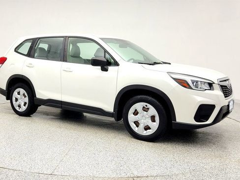 Used 2019 Subaru Forester 2.5i image 3