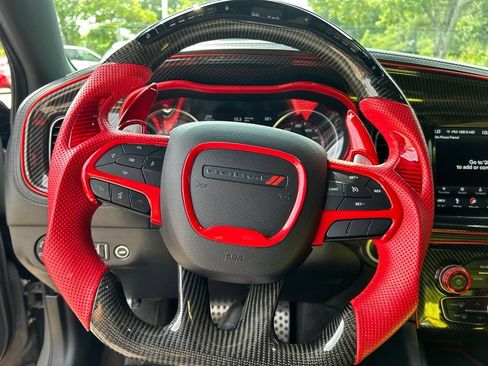 Used 2019 Dodge Charger R/T w/ Plus Group RWD image 11