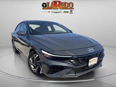 Used 2024 Hyundai Elantra SEL w/ Convenience Package