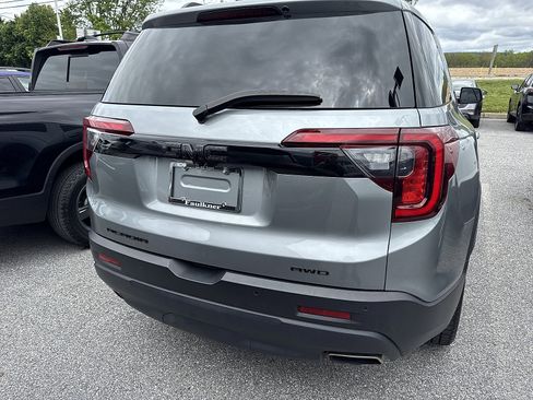 Used 2023 GMC Acadia SLE w/ Driver Convenience Package AWD/4WD image 4