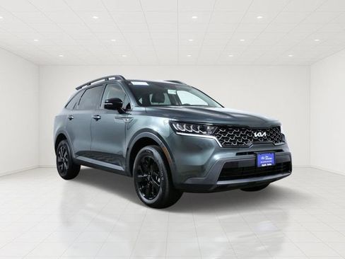 Used 2023 Kia Sorento S AWD/4WD image 1