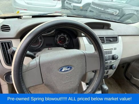 Used 2009 Ford Focus S FWD image 15
