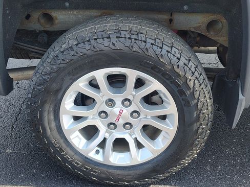 Used 2014 GMC Sierra 1500 SLE w/ SLE Value Package AWD/4WD image 12