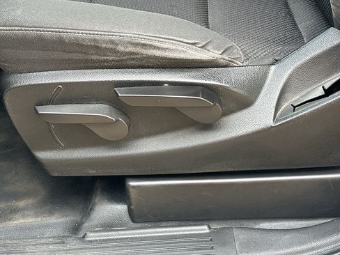 Used 2018 Chevrolet Silverado 2500 LT AWD/4WD image 15