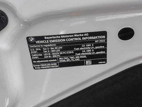 Certified 2023 BMW 530e w/ Convenience Package image 27