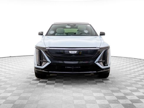 New 2026 Cadillac Lyriq Sport image 9