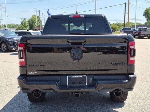 Used 2020 RAM 1500 Limited w/ Black Appearance Package AWD/4WD image 5