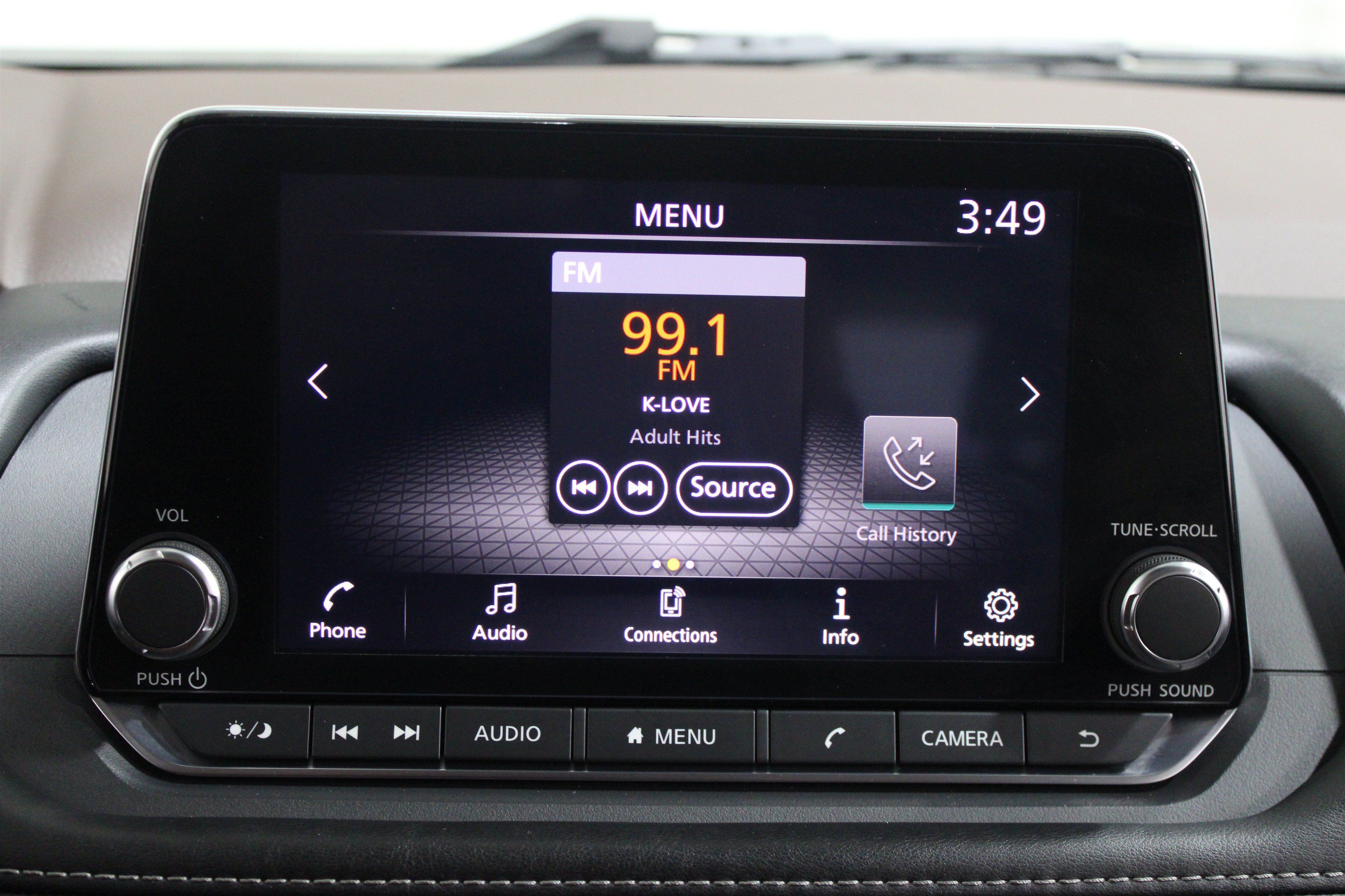 Used 2022 Nissan Rogue S AWD/4WD image 6