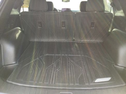 Used 2024 Chevrolet Blazer LT w/ Convenience Package image 9