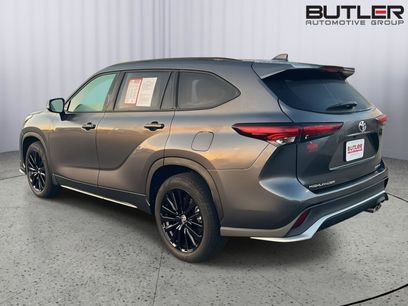Certified 2025 Toyota Highlander XSE