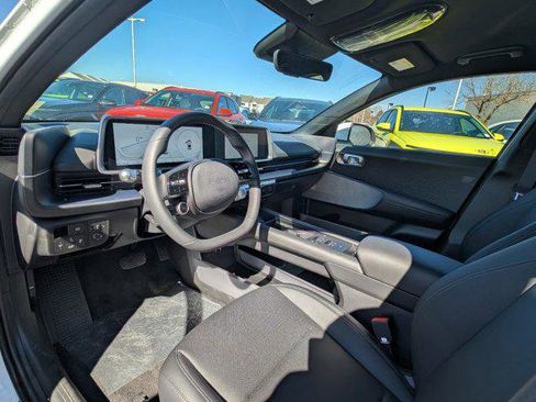 New 2025 Hyundai Ioniq 6 SEL RWD image 10