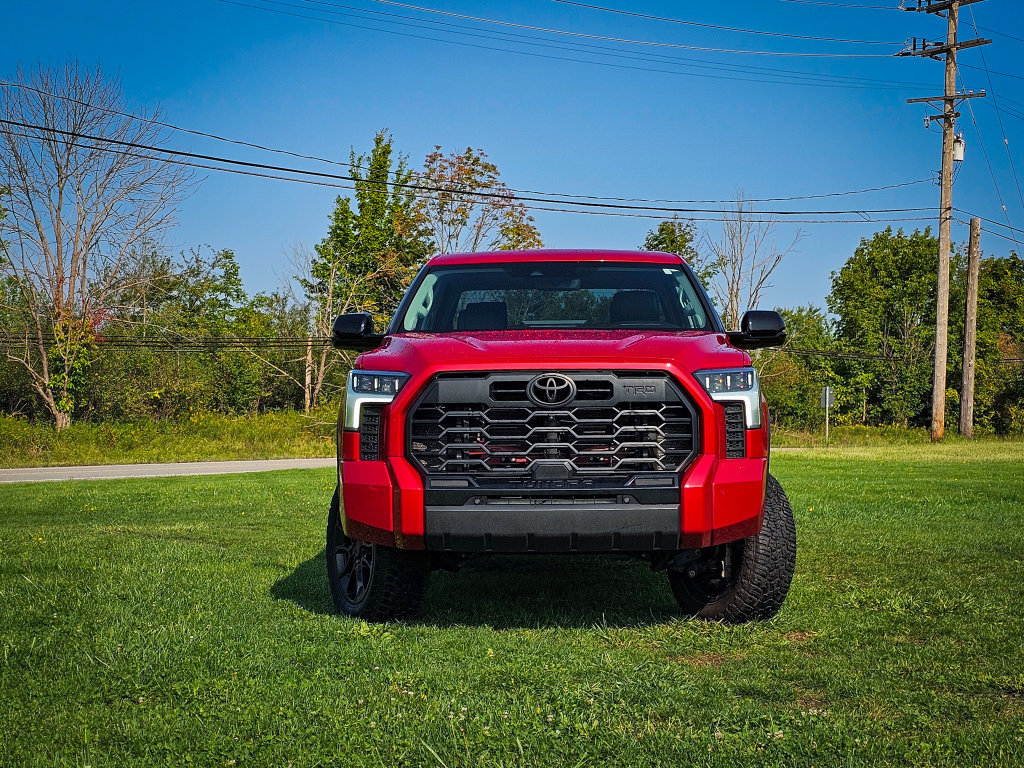 Used 2024 Toyota Tundra Limited w/ TRD Off-Road Package AWD/4WD image 10