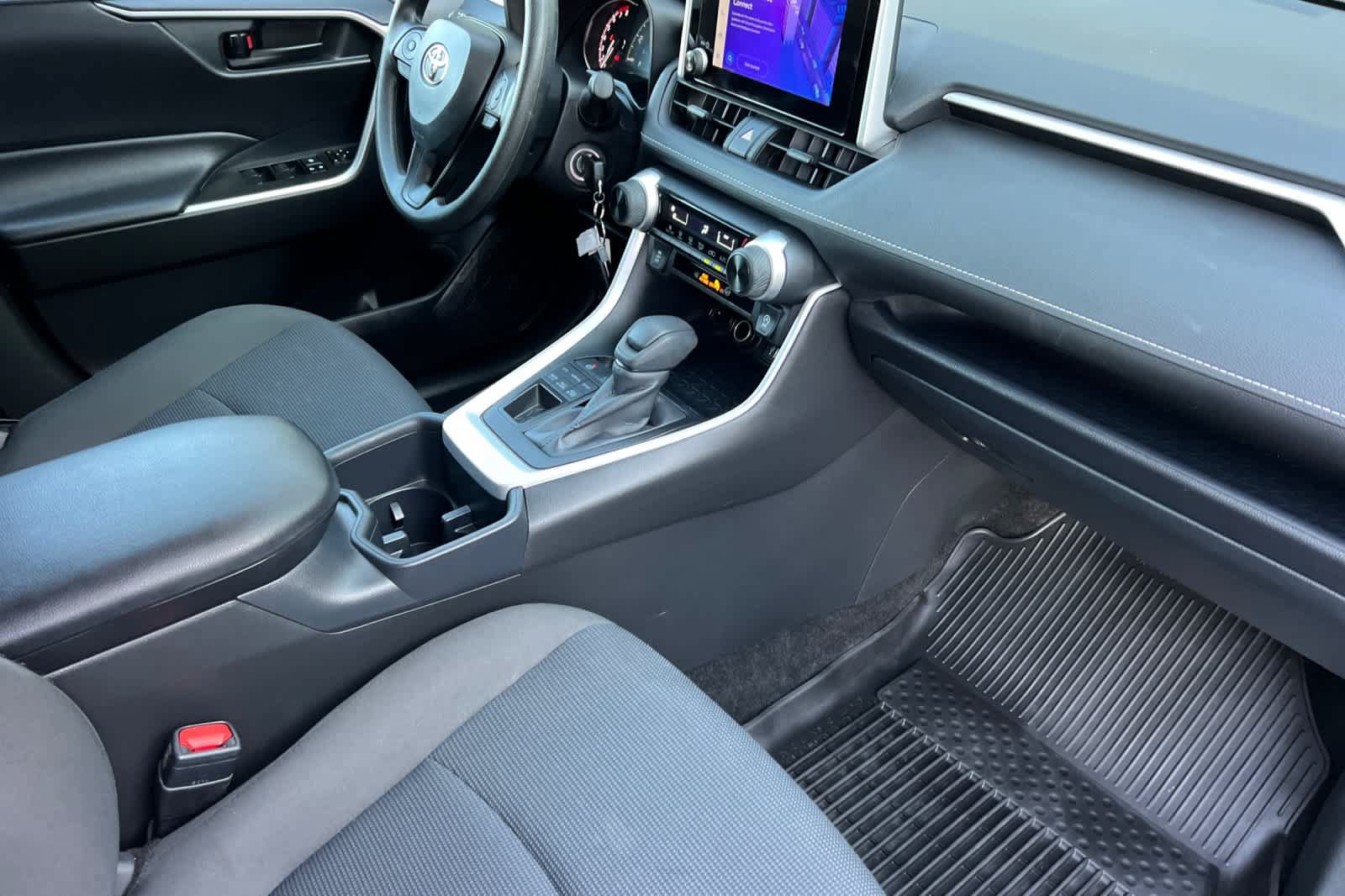 Certified 2025 Toyota RAV4 LE AWD/4WD image 17
