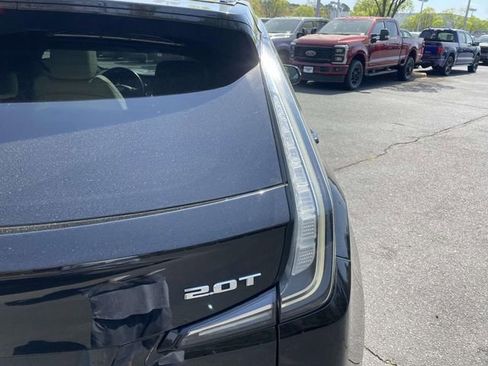 Used 2019 Cadillac XT4 Sport FWD image 36