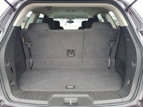 Used 2015 Chevrolet Traverse LT w/ Style and Technology Package image 27