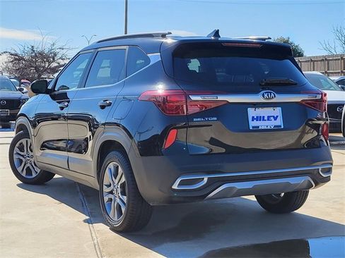 Used 2021 Kia Seltos S image 4