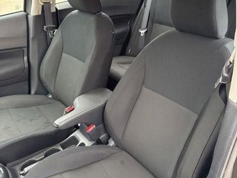 Used 2025 Nissan Kicks Play S image 9