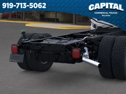 New 2026 Ford F550 4x4 Regular Cab Super Duty image 21