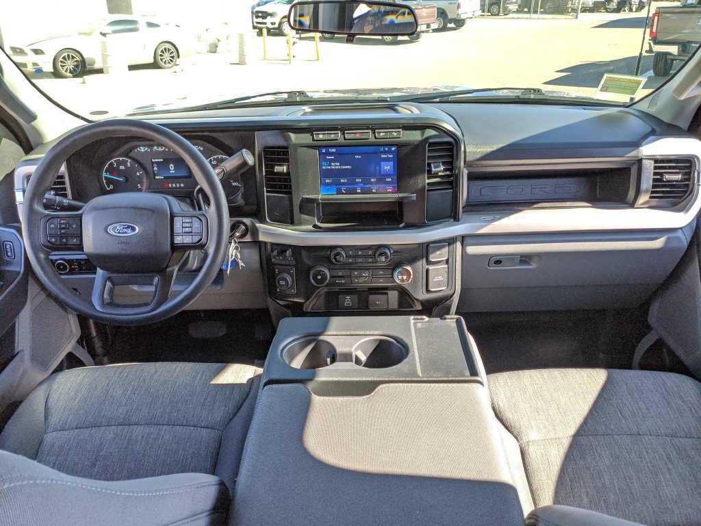 Used 2023 Ford F250 XL w/ STX Appearance Package AWD/4WD image 7