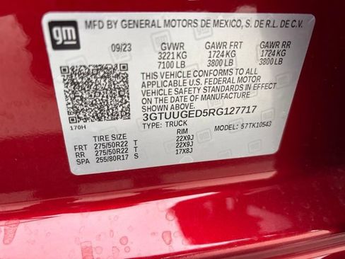 Used 2024 GMC Sierra 1500 Denali w/ Denali Reserve Package AWD/4WD image 9