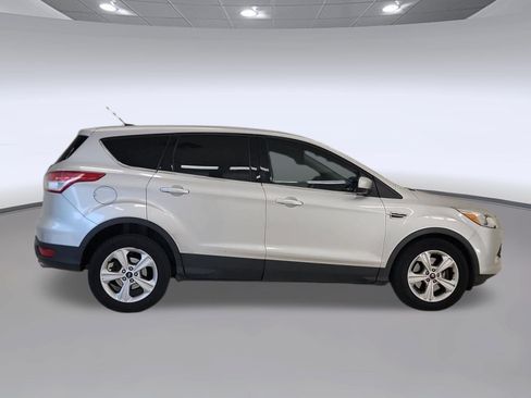 Used 2015 Ford Escape SE AWD/4WD image 6