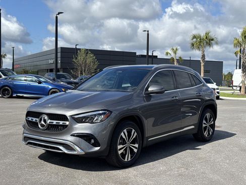 Used 2026 Mercedes-Benz GLA 250 w/ Exclusive Package image 7