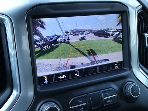 Used 2023 Chevrolet Silverado 2500 LTZ w/ LTZ Convenience Package image 4