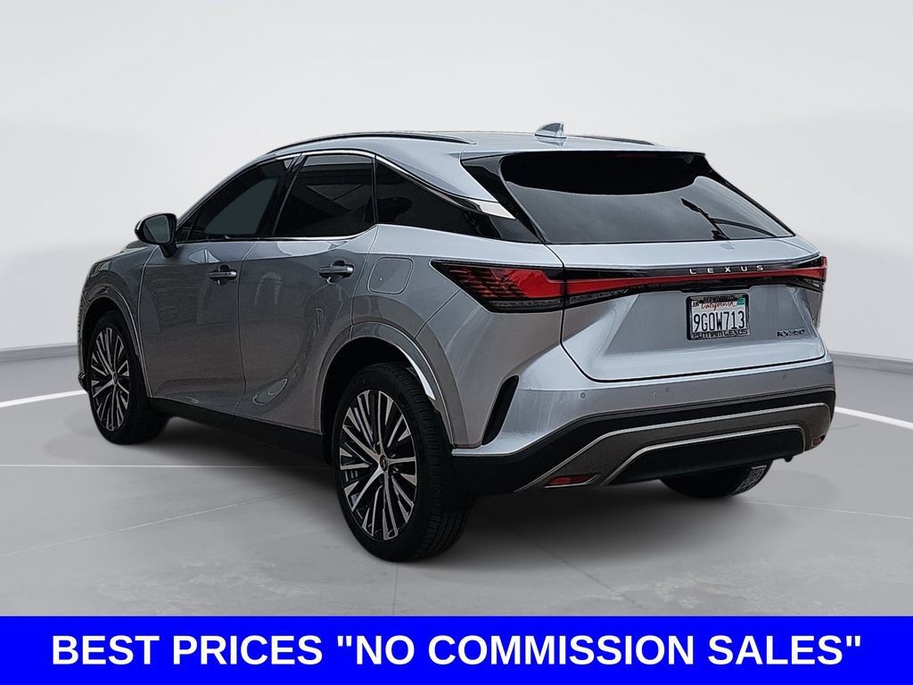 Used 2023 Lexus RX 350 Premium Plus w/ Cold Area Package FWD image 5