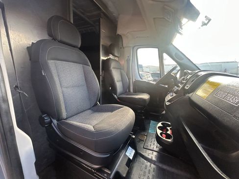 Used 2018 RAM ProMaster 2500 image 27