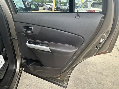 Used 2013 Ford Edge SEL FWD image 15