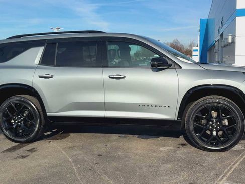 Certified 2024 Chevrolet Traverse RS image 9