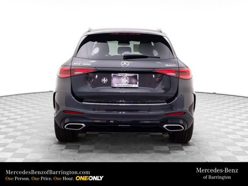 New 2026 Mercedes-Benz GLC 300 4MATIC image 4