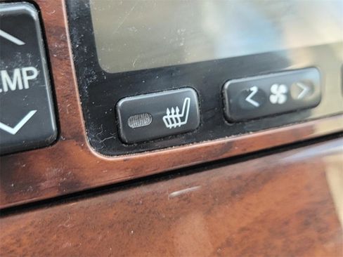 Used 2004 Toyota Avalon image 23