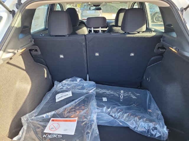New 2027 Nissan Kicks S FWD image 8