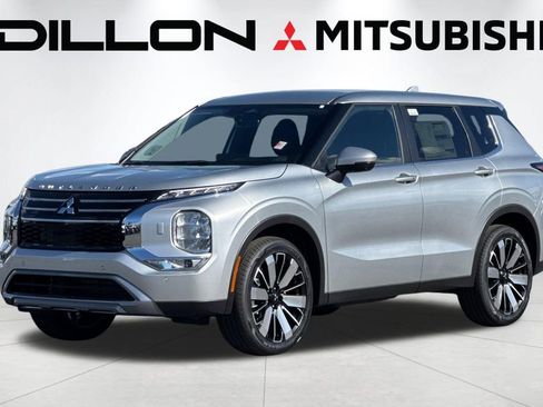 New 2026 Mitsubishi Outlander SE AWD/4WD image 8
