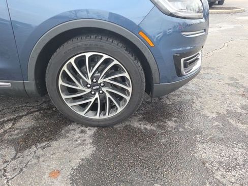 Used 2019 Lincoln Nautilus Reserve image 6