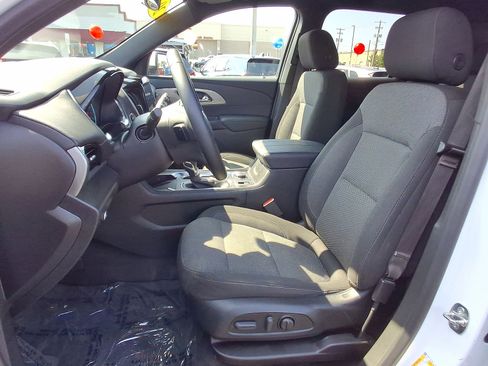 Certified 2023 Chevrolet Traverse LT w/ LPO, Floor Liner Package image 26