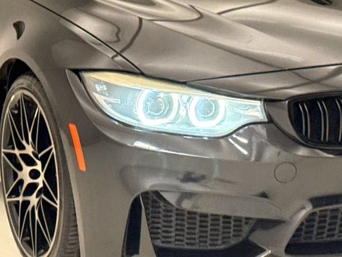 Used 2018 BMW M3 w/ Competition Package RWD image 5