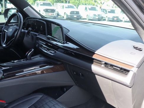 Used 2023 Cadillac Escalade Sport Platinum w/ LPO, ONYX Package image 61