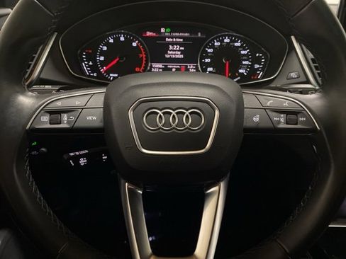 Used 2023 Audi Q5 2.0T Premium image 39