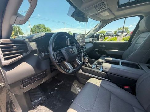 Used 2023 Toyota Tundra Limited AWD/4WD image 10